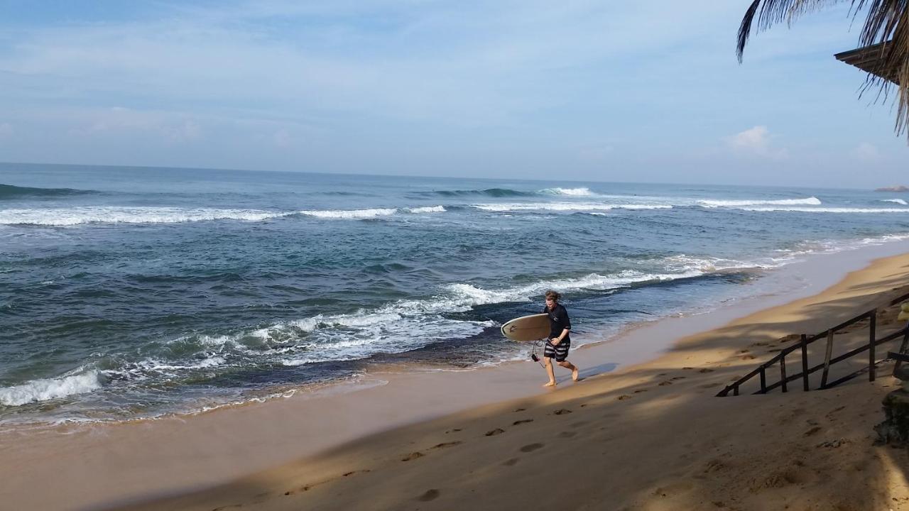 Hansa Surf Hotel هيكادوفا المظهر الخارجي الصورة