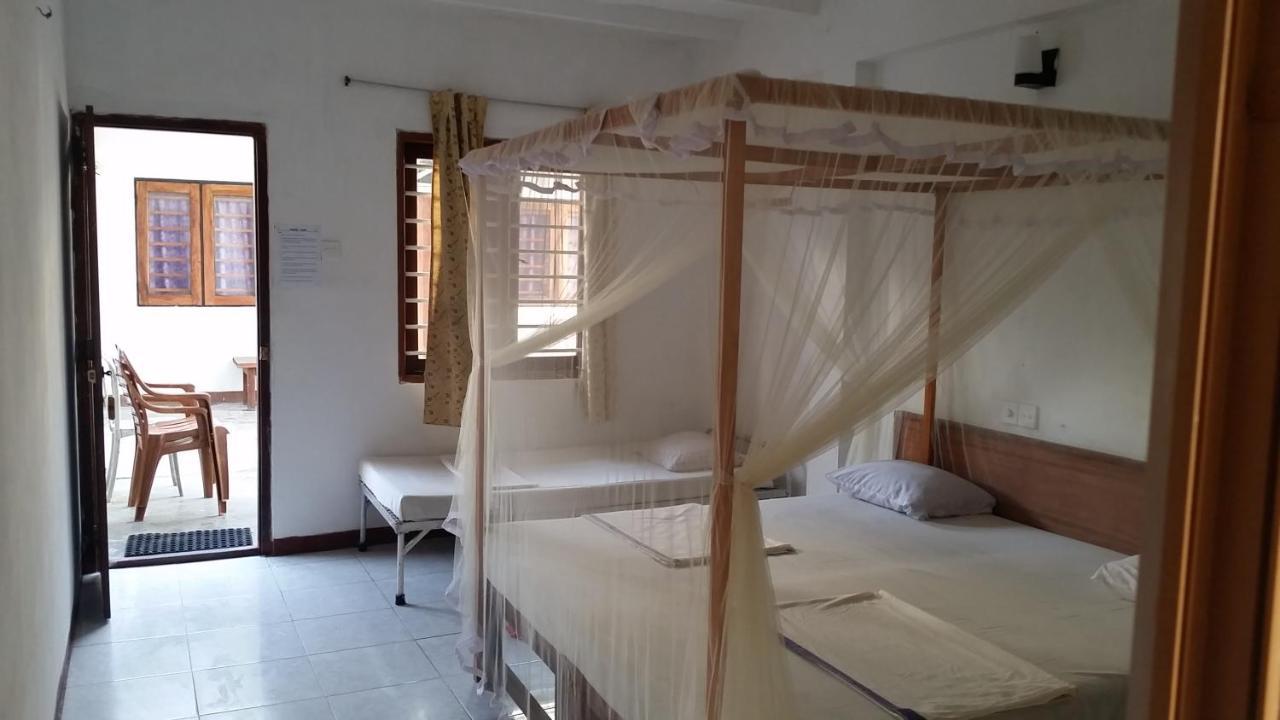Hansa Surf Hotel هيكادوفا المظهر الخارجي الصورة