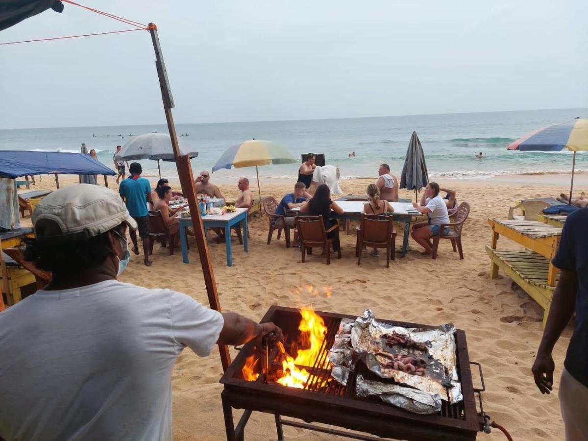 Hansa Surf Hotel هيكادوفا المظهر الخارجي الصورة