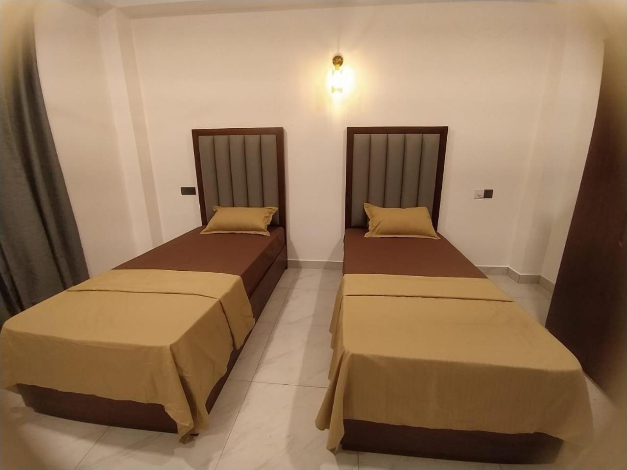 Hansa Surf Hotel هيكادوفا المظهر الخارجي الصورة