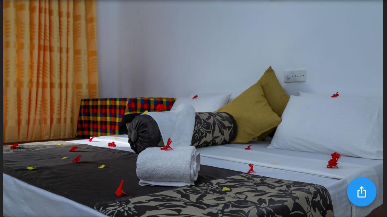 Hansa Surf Hotel هيكادوفا المظهر الخارجي الصورة