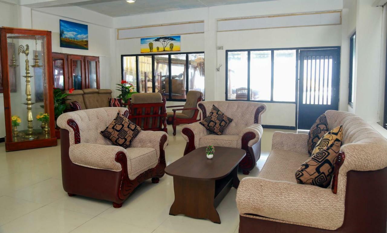 Hansa Surf Hotel هيكادوفا المظهر الخارجي الصورة